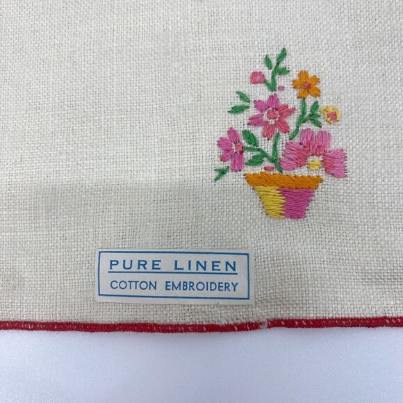 Vintage Linen Napkins Lot of 4 Floral Embroidered Ivory Red Pink - Picture 7 of 16